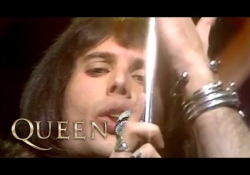 Queen - Killer Queen (1974)