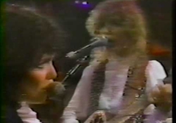 Heart - Dog & Butterfly (1978)