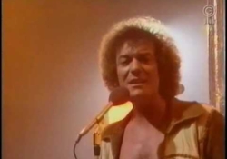 The Hollies - He Ain't Heavy, He's My Brother (1969)