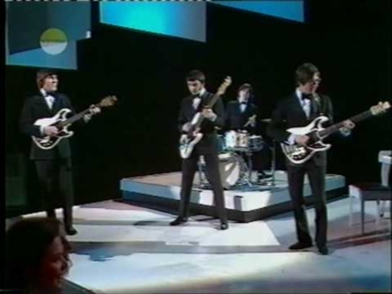 The Shadows - Apache (1961)