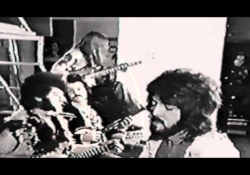 Mungo Jerry - You Don't Have To Be In The Army To Fight In The War (1971)