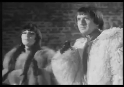 Sonny And Cher - The Beat Goes On (1967)