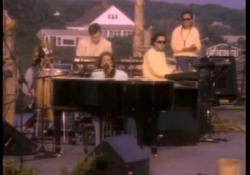 Carly Simon - You're So Vain (1972)