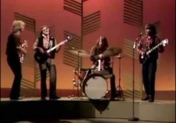 Creedence Clearwater Revival - Bad Moon Rising (1969)